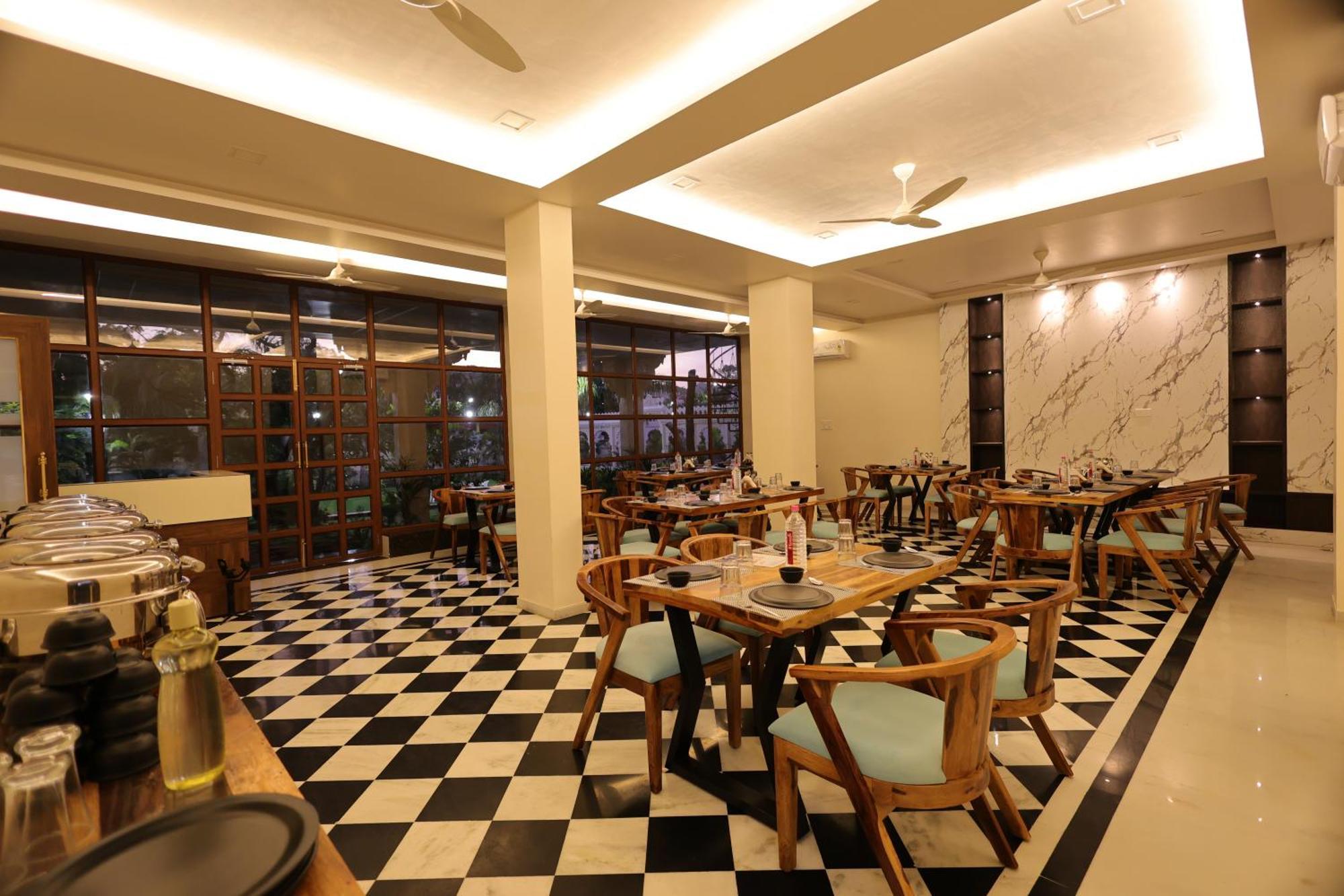 Manas Resort By Rudrakshi Udaipur Kültér fotó