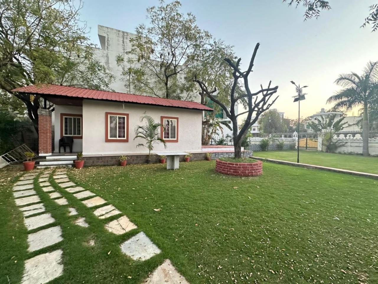 Manas Resort By Rudrakshi Udaipur Kültér fotó